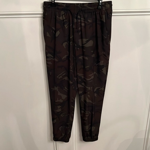 Old Navy stretchtech joggers - Picture 1 of 8
